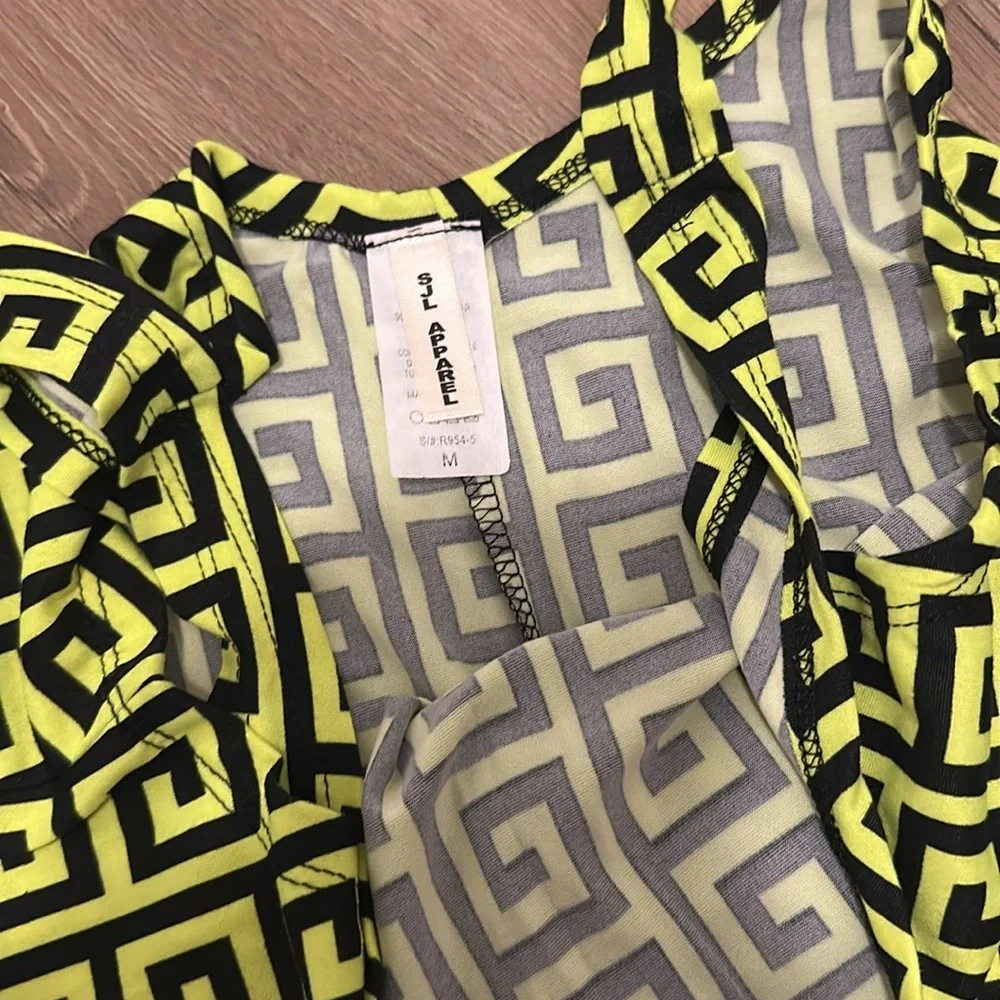 Neon romper - Picture 2 of 2